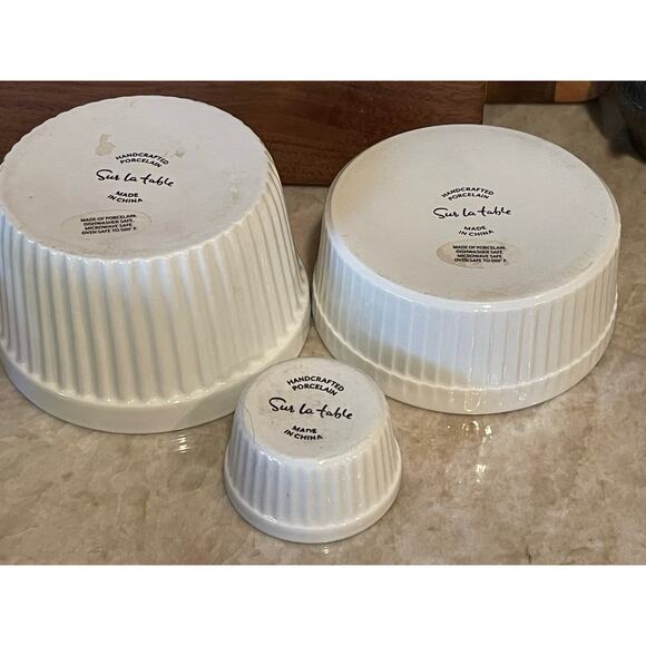 Sur La table set of 3 ramekins various sizes - Picture 10 of 15